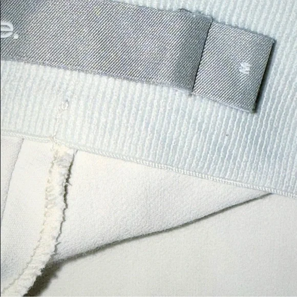 Vince stitch front seam ponte legging pants split hem Gesso light grey Medium - Picture 7 of 16